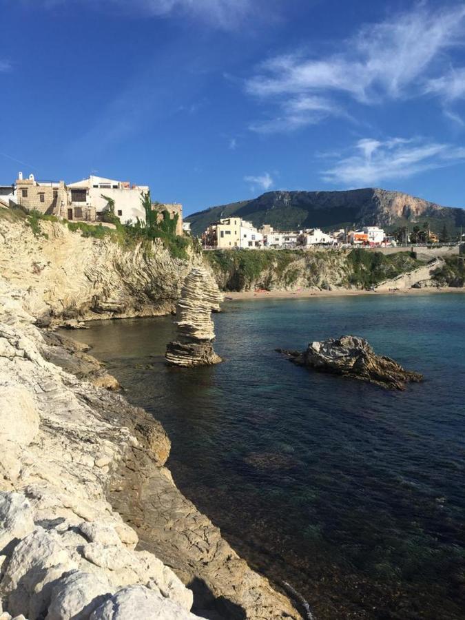Le Lanterne Di Terrasini Hotel Luaran gambar