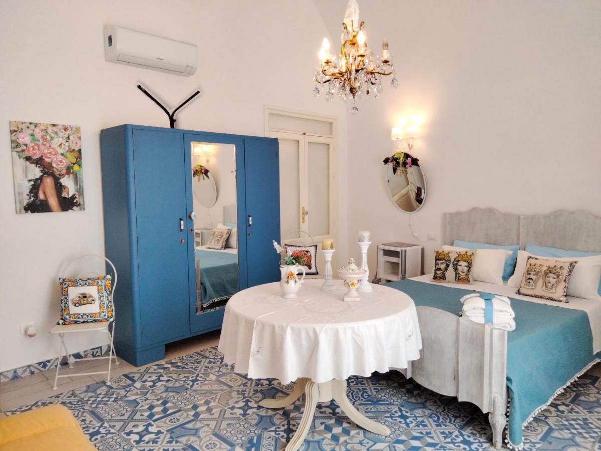 Le Lanterne Di Terrasini Hotel Luaran gambar